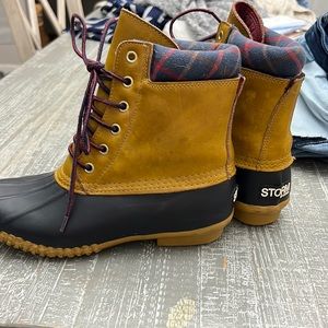 Storm Cougar leather duck boots